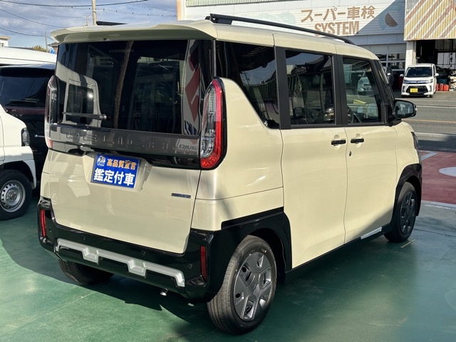 デリカミニ(三菱)届出済未使用車 10