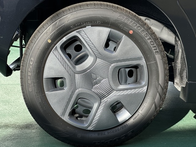 デリカミニ(三菱)届出済未使用車 11