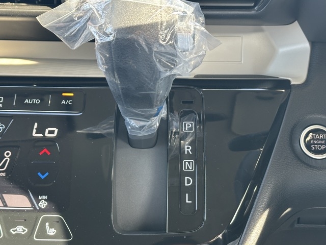 デリカミニ(三菱)届出済未使用車 21