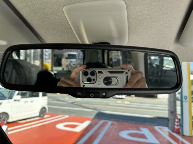 デリカミニ(三菱)届出済未使用車 18