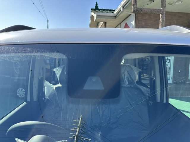 デリカミニ(三菱)届出済未使用車 28