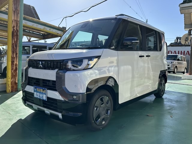 デリカミニ(三菱)届出済未使用車 1