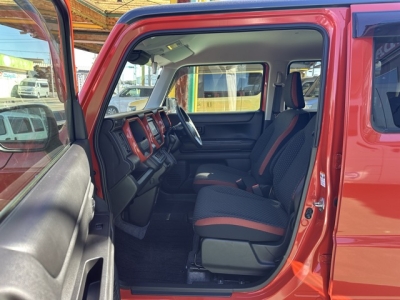 ハスラーのOEM(スズキ)中古車 前席内装