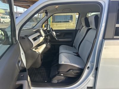 N-WGN(ホンダ)中古車 前席内装