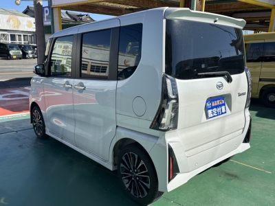 タントカスタム(ダイハツ)ディーラ-試乗車 後方