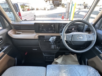 ルークス(ニッサン)届出済未使用車 内外装写真他２