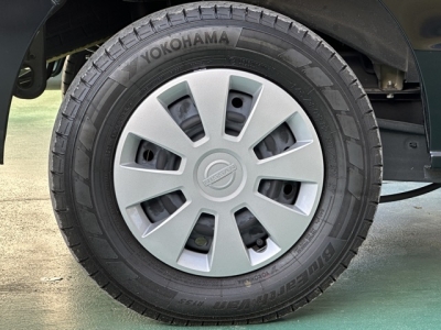 NV１００クリッパー(ニッサン)ディーラ-試乗車 内外装写真他２