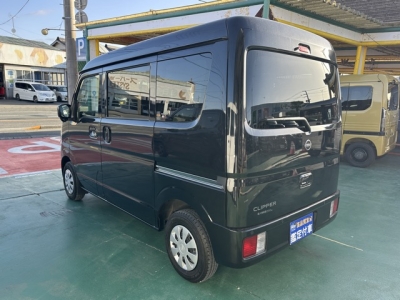 NV１００クリッパー(ニッサン)ディーラ-試乗車 後方