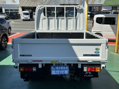 キャンター(三菱)レンタ登録済未使用車 内外装写真他２