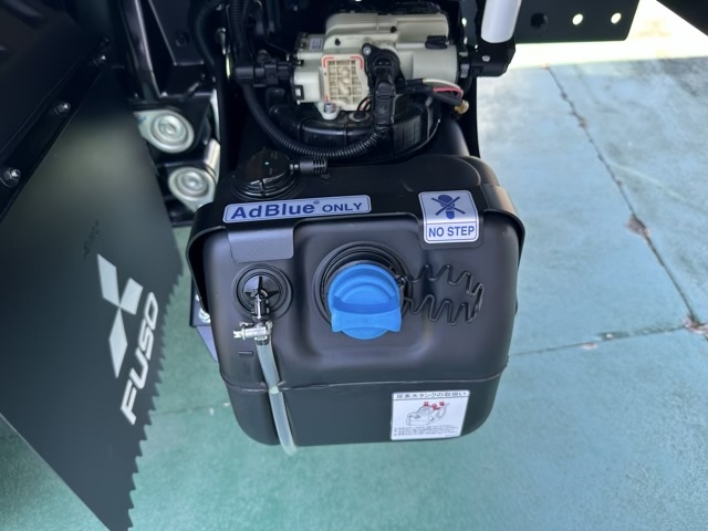 キャンター(三菱)レンタ登録済未使用車 8