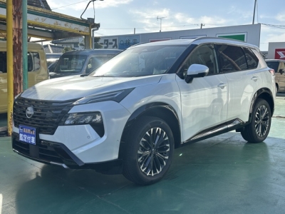 エクストレイル(ニッサン)登録済未使用車 前方