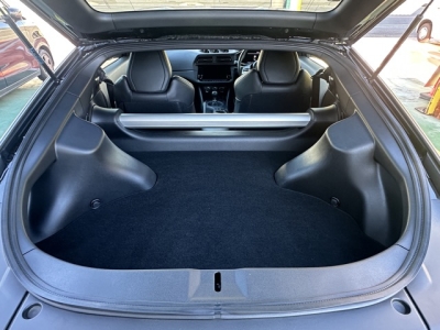 フェアレディZ(ニッサン)中古車 後席内装