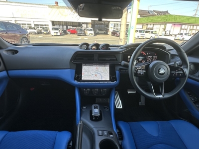 フェアレディZ(ニッサン)中古車 後席内装