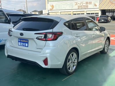 インプレッサ(スバル)中古車 内外装写真他２