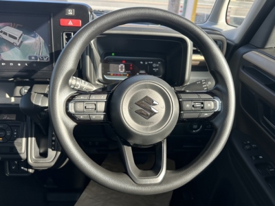 スペーシア(スズキ)届出済未使用車 内外装写真他１