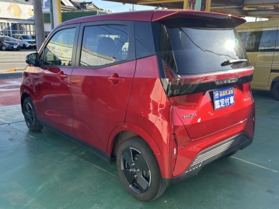 サクラ(ニッサン)中古車 後方