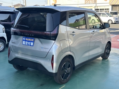 サクラ(ニッサン)中古車 内外装写真他２