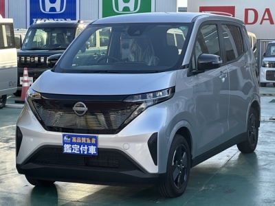 サクラ(ニッサン)中古車 前方