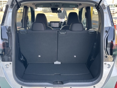 サクラ(ニッサン)中古車 内外装写真他