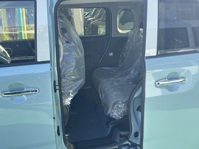 ワゴンＲスマイル(スズキ)届出済未使用車 後席内装