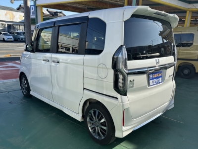 N-BOXカスタム(ホンダ)中古車 後方