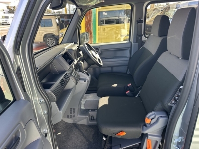 N-VAN(ホンダ)届出済未使用車 前席内装