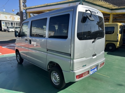 ミニキャブミーブ(三菱)中古車 後方