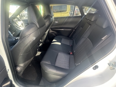 ハリアーハイブリッド(トヨタ)中古車 前席内装