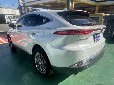 ハリアーハイブリッド(トヨタ)中古車 内外装写真他