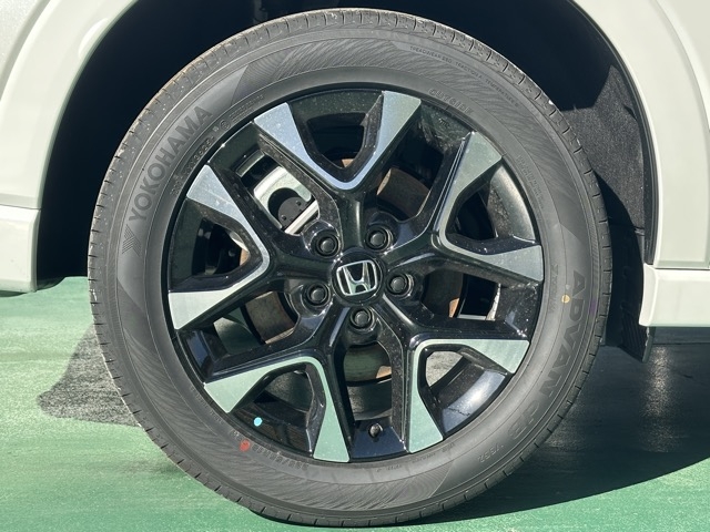 ZR-V(ホンダ)登録済未使用車 11