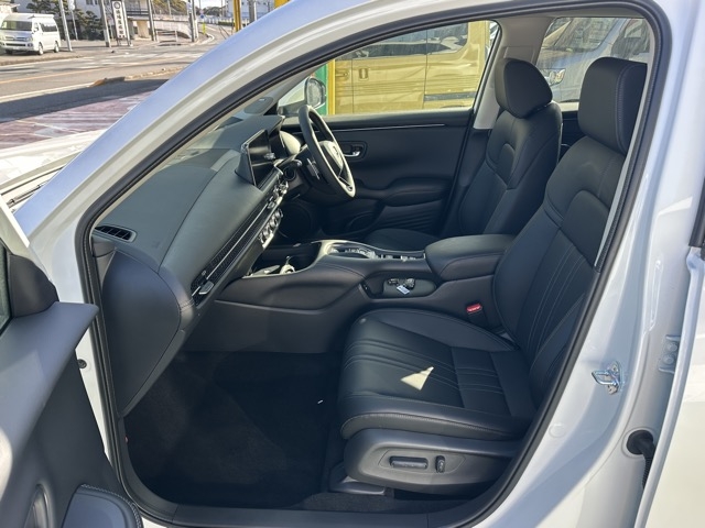 ZR-V(ホンダ)登録済未使用車 3