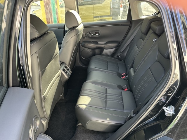 ZR-V(ホンダ)登録済未使用車 4