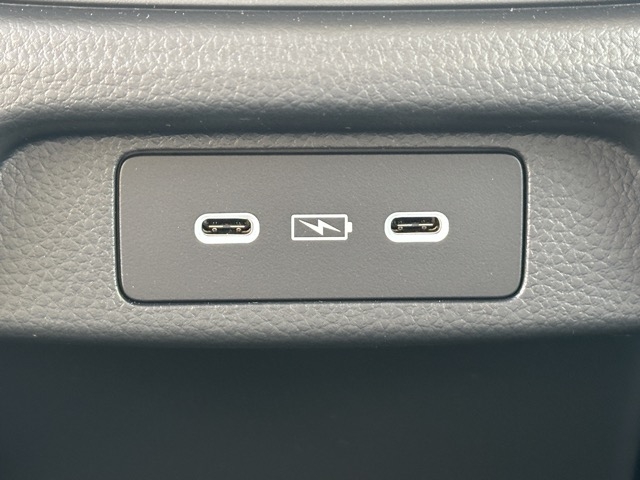 ZR-V(ホンダ)登録済未使用車 7