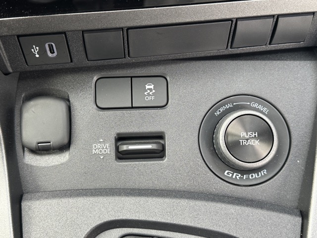 GRヤリス(トヨタ)中古車 25