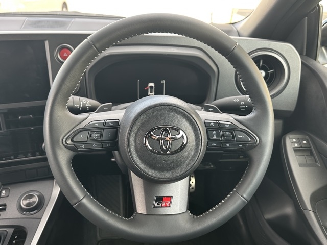 GRヤリス(トヨタ)中古車 6