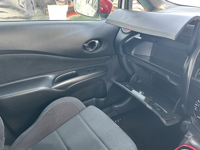 ノート(ニッサン)中古車 24