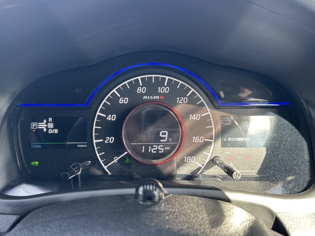 ノート(ニッサン)中古車 25