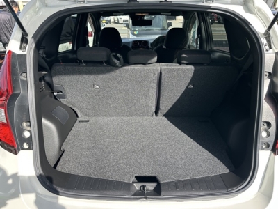 ノート(ニッサン)中古車 内外装写真他