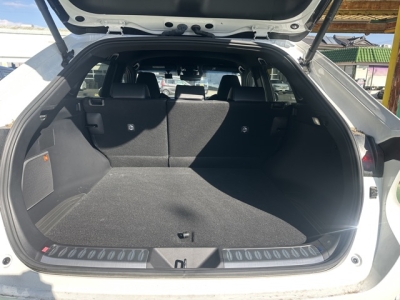 ハリアーハイブリッド(トヨタ)中古車 内外装写真他２