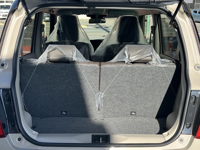 ラパン(スズキ)新車見本展示無 8