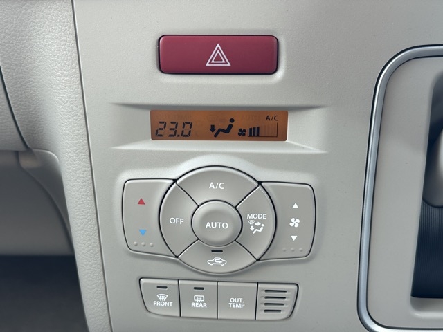 ラパン(スズキ)新車見本展示無 19