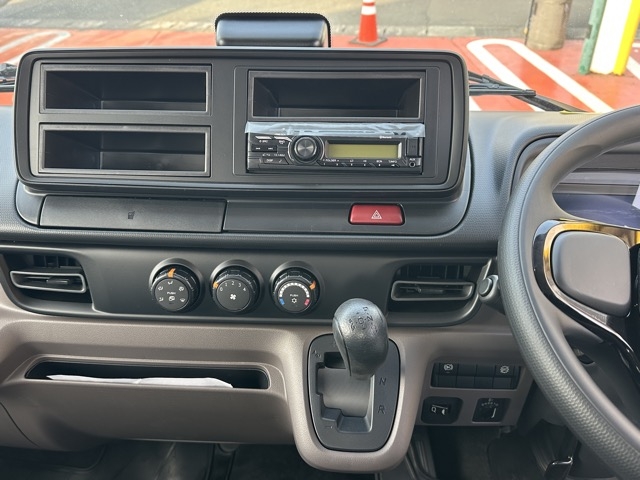 キャンター(三菱)登録済未使用車 13