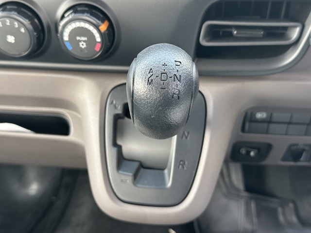 キャンター(三菱)登録済未使用車 17