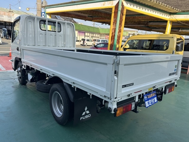キャンター(三菱)登録済未使用車 2