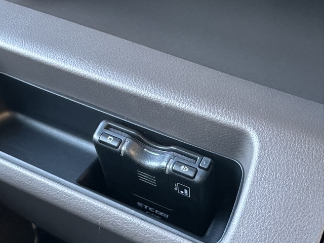 キャンター(三菱)登録済未使用車 19