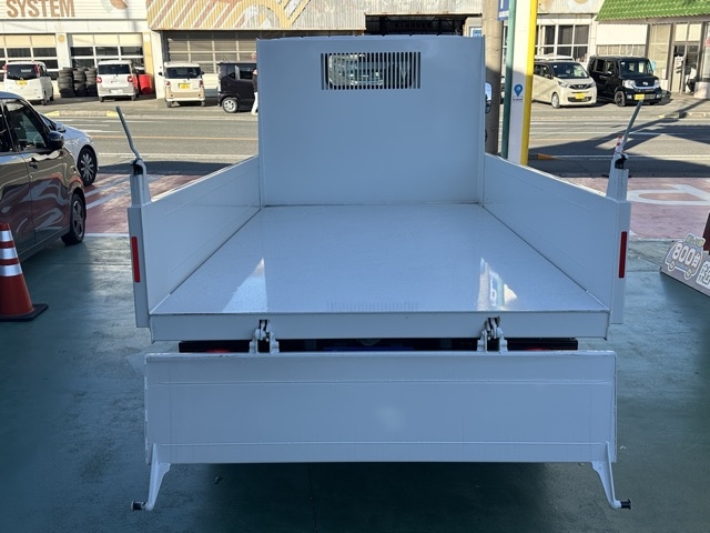 キャンター(三菱)登録済未使用車 28