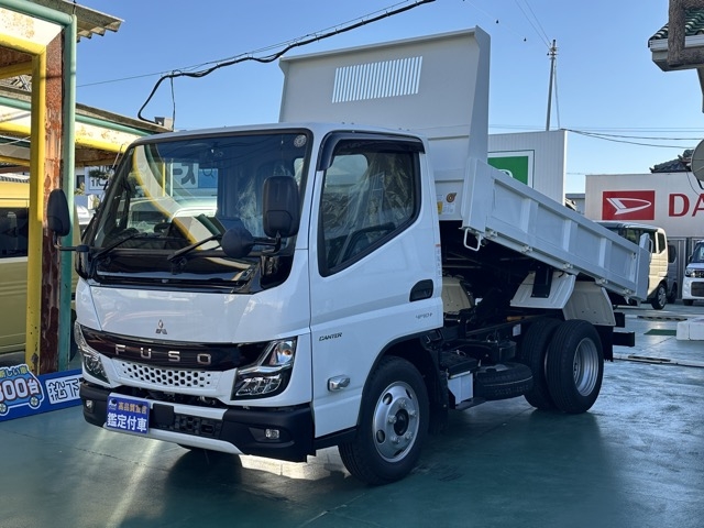 キャンター(三菱)登録済未使用車 1