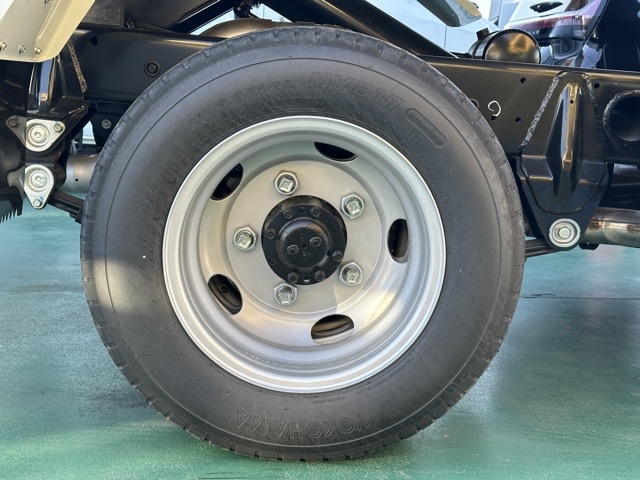 キャンター(三菱)登録済未使用車 7