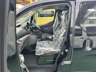 NV200バネットバン(ニッサン)中古車 前席内装