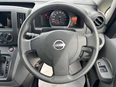 NV200バネットバン(ニッサン)中古車 内外装写真